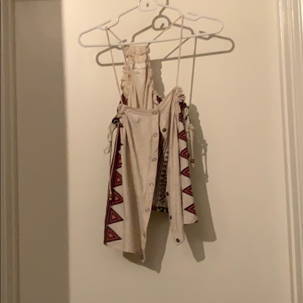 Cute cute cute tribal button down tank